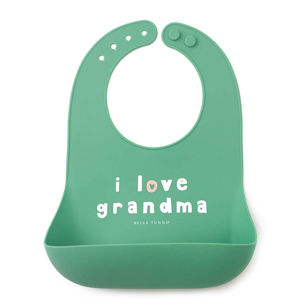 Green silicone baby bib that says I love grandma