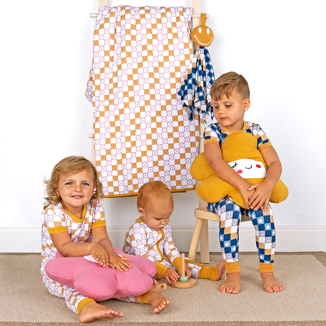 Lucy's Room Yellow Daisy Bamboo Pillow