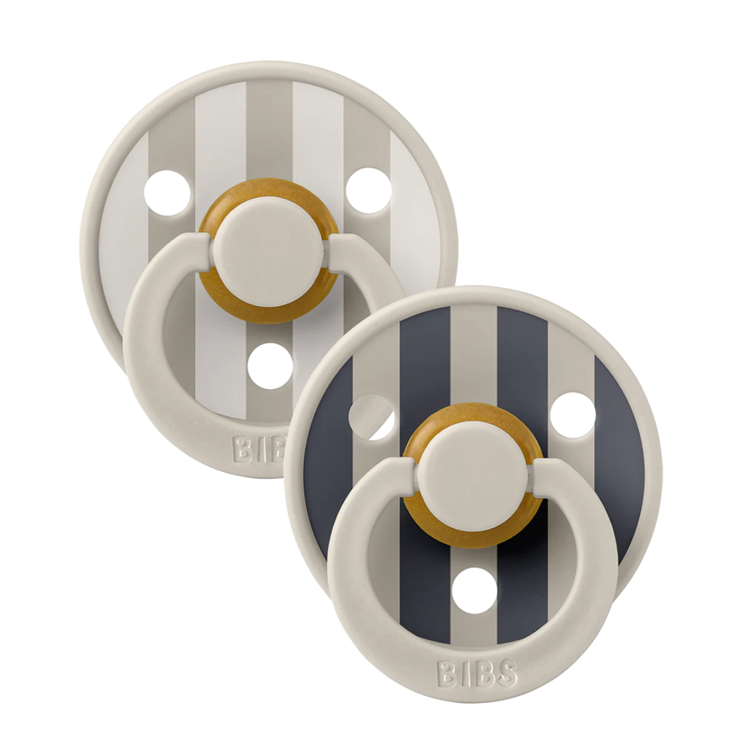 set of 2 pacifiers