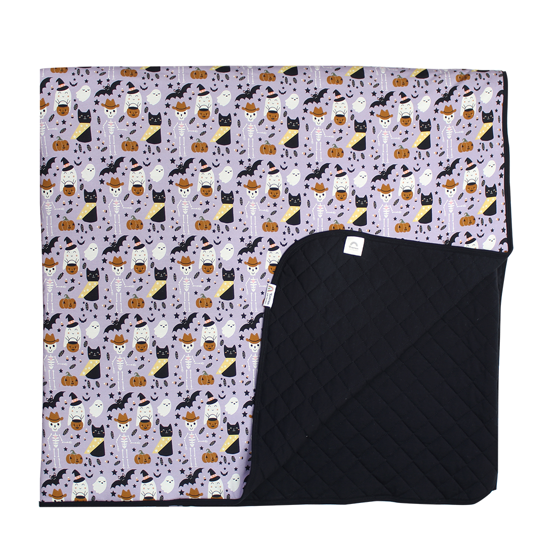 Lucy's Room Spooky Cute Halloween Purple Twin Size Bamboo Quilt