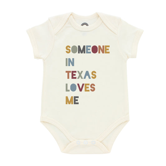 Someone in Texas Loves Me Short Sleeve Baby Onesie