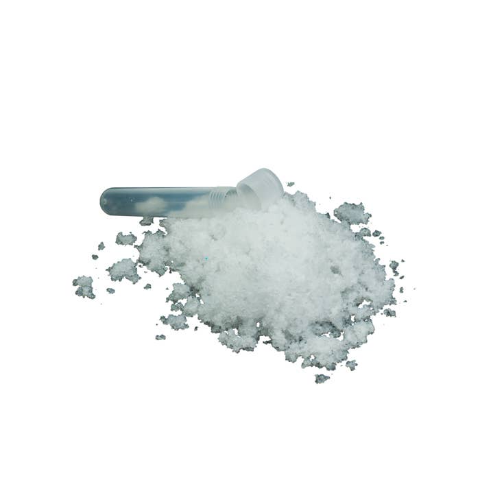 Toysmith - Instant Snow -Holiday, Christmas, Winter
