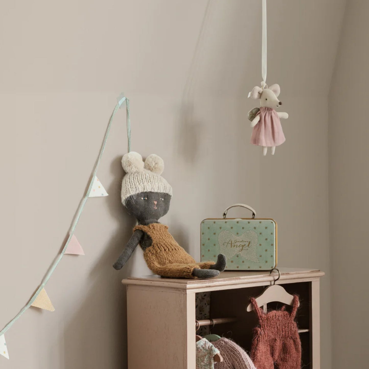 Maileg Little Sister Angel Mouse in Suitcase