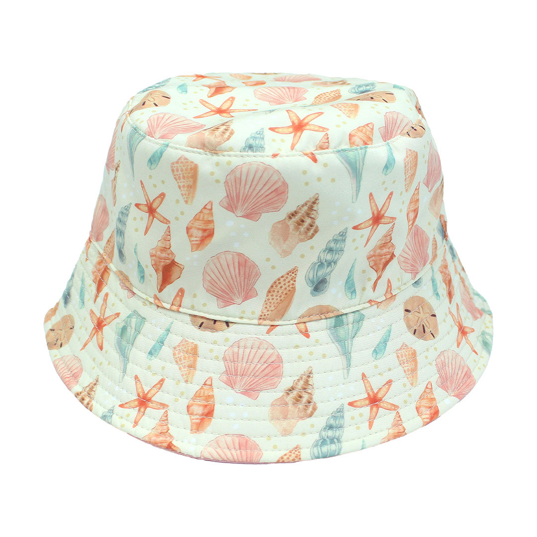 Bucket hat for children with sandy seashell print