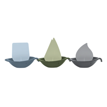 set of 3 little sail boats