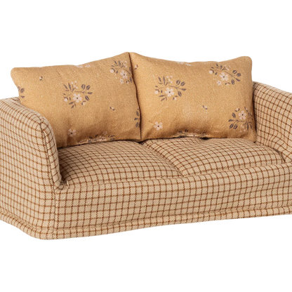 • Maileg couch mouse mable miniature living room furniture
• Mini fabric dollhouse sofa with pillows for Maileg mice family