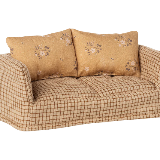 • Maileg couch mouse mable miniature living room furniture
• Mini fabric dollhouse sofa with pillows for Maileg mice family