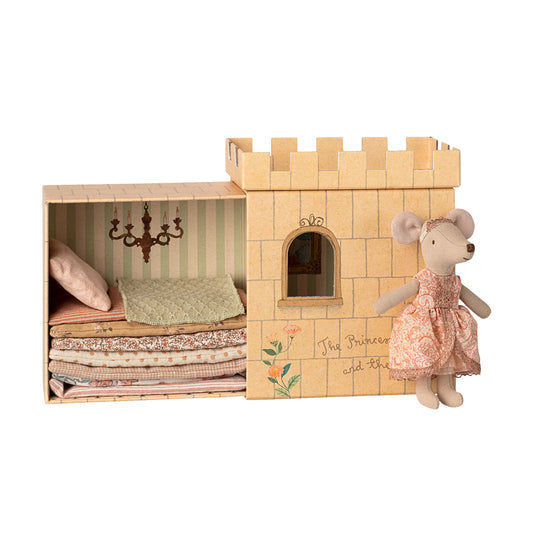 Maileg - Princess and the Pea - Big Sister Mouse