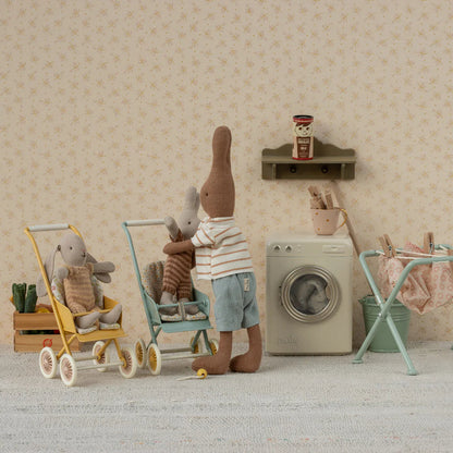 • Maileg micro stroller yellow miniature dollhouse furniture
• Mini yellow stroller for Maileg micro bunnies and rabbits