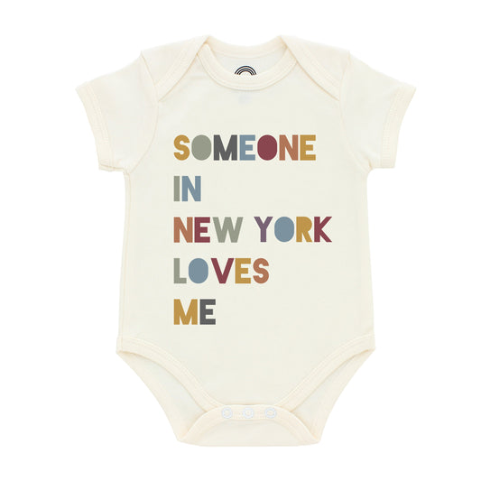 Someone in New York Loves Me Short Sleeve Baby Onesie