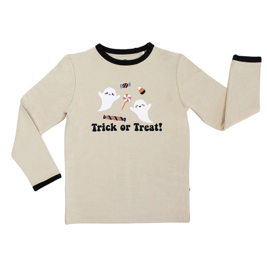 this has a design of 2 ghost happily flying around different halloween candies. you can see the words "trick or treat!" printed below the graphic.