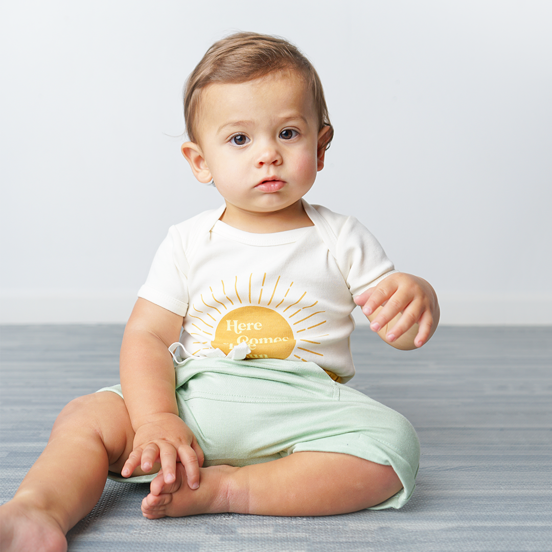 *FINAL SALE* Here Comes the Sun Cotton Baby Onesie